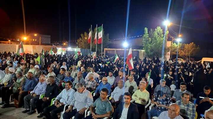 تصاویر/ خادمان حرم رضوی در اجتماع مردم دیلم