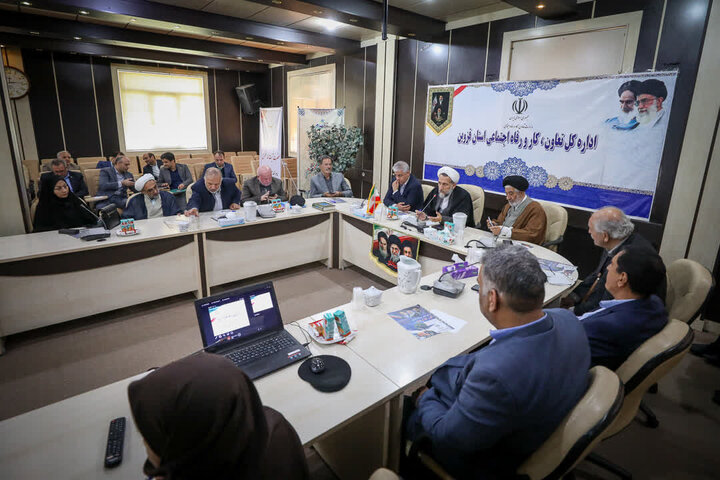تصاویر / حضور نماینده ولی فقیه در استان قزوین در جلسه شورای مدیران کل استانی وزارت تعاون، کار و رفاه اجتماعی