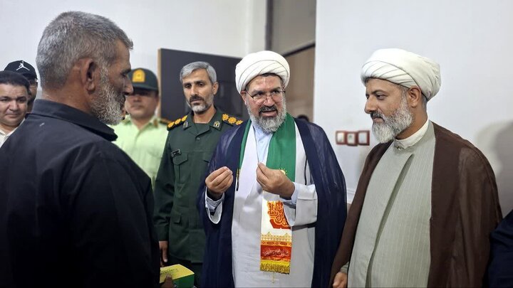 تصاویر/ خانواده شهید یگانه میزبان خادمان امام رضا(ع)
