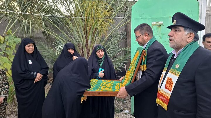 تصاویر/ خانواده شهید یگانه میزبان خادمان امام رضا(ع)