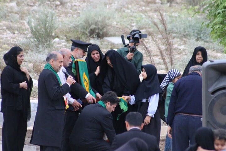 تصاویر/ خادمان حرم رضوی در جمع اهالی روستای باریکان