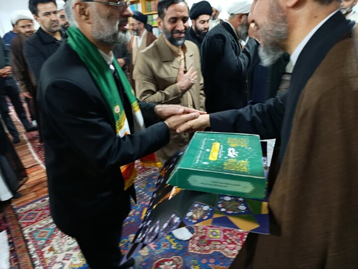 تصاویر/ حضور کاروان زیر سایه خورشید در مدرسه علمیه امام خمینی رحمه الله خوی شهرستان خوی