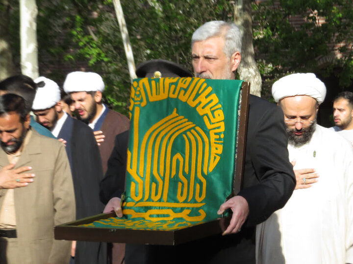 تصاویر/ حضور کاروان زیر سایه خورشید در مدرسه علمیه امام خمینی رحمه الله خوی شهرستان خوی