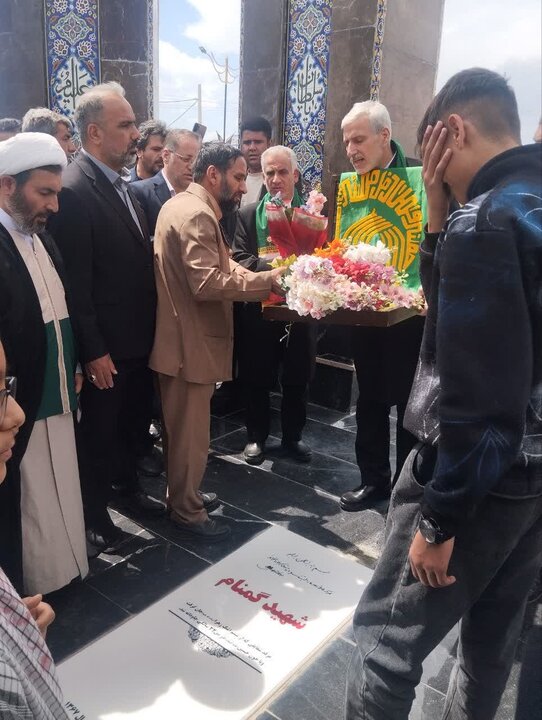 تصاویر/ اجرای برنامه های فرهنگی در پلدشت با حضور کاروان زیر سایه خورشید