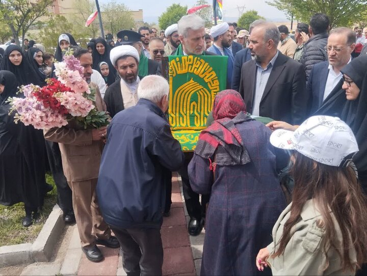 تصاویر/ اجرای برنامه های فرهنگی در پلدشت با حضور کاروان زیر سایه خورشید