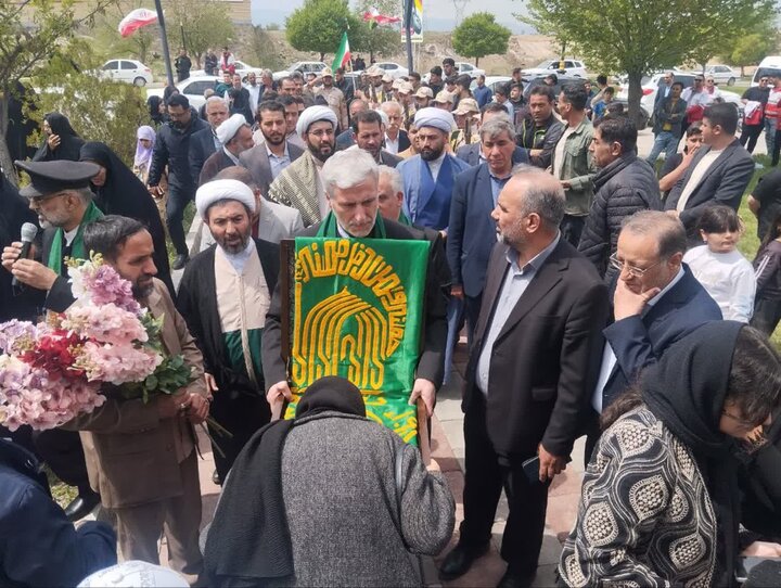 تصاویر/ اجرای برنامه های فرهنگی در پلدشت با حضور کاروان زیر سایه خورشید