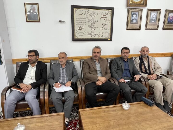 تصاویر/ دیدارهای امروز امام جمعه نوشهر با اعضای ستاد قرآنی و کارگران کارخانه شهرستان