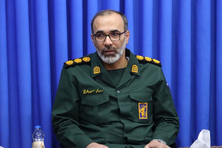 دیدار سرهنگ حسینی فرمانده سپاه شهرستان نکا با نماینده ولی فقیه در مازندران