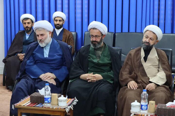 تصاویر / دیدار نمایده ولی فقیه در استان با معاون تبلیغ و امور فرهنگی مرکز مدیریت حوزه های علمیه خراسانات و نهادهای حوزوی