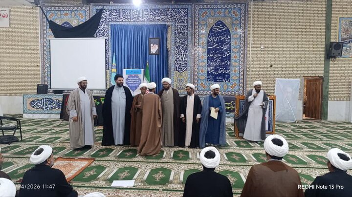 تصاویر/ نشست مشترک مدیران مدارس علمیه ایرانشهر، دلگان و بزمان استان سیستان و بلوچستان