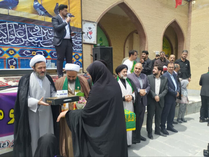 شهرستان بیجار میزبان پرچم متبرک آستان قدس رضوی