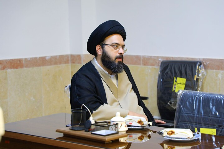 تصاویر/ نشست بصیرتی حوزه علمیه استان یزد با ارائه حجت‌الاسلام والمسلمین حسین طهماسبی رئیس کل دادگستری استان یزد برگزار شد