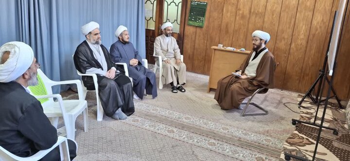 تصاویر/ کارگاه اندیشه ورزی اساتید مدرسه علمیه آیت الله نمازی رحمه‌الله خوی
