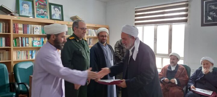 تصاویر/ تحلیل از روحانیون منتخب شهرستان اشنویه