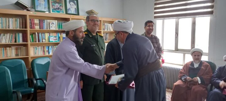 تصاویر/ تحلیل از روحانیون منتخب شهرستان اشنویه