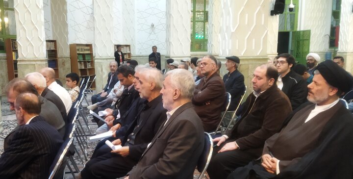 تصاویر/ مراسم بزرگداشت مقام امامزادگان در آستان مقدس امامزاده صالح (ع) فرحزاد