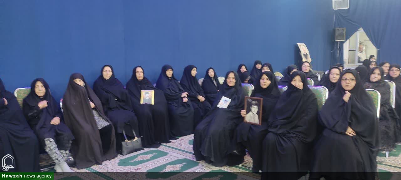 مراسم تجلیل از خانواده شهدای جنگ رمضان و جنگ ۱۲ روزه در ملایر