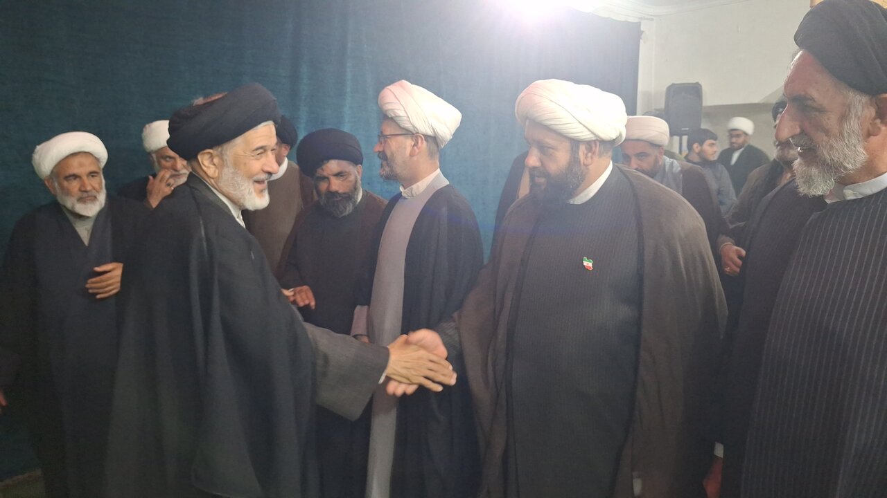 نشست بررسی مسائل حوزه‌ علمیه کهگیلویه و بویراحمد با مشاور رئیس‌جمهور