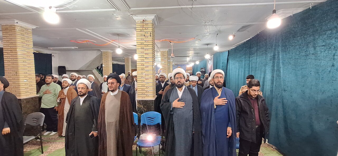 نشست بررسی مسائل حوزه‌ علمیه کهگیلویه و بویراحمد با مشاور رئیس‌جمهور