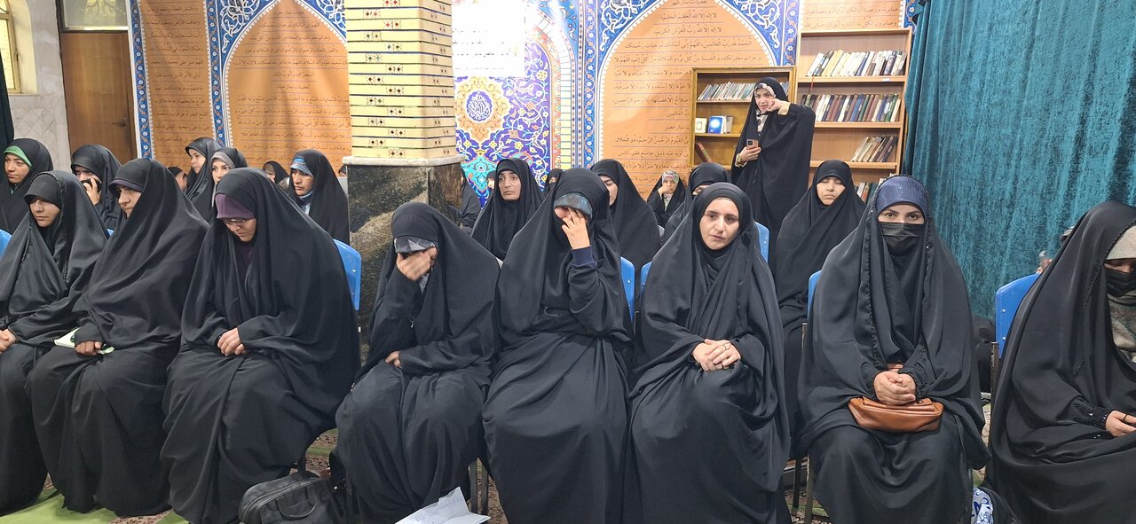 نشست بررسی مسائل حوزه‌ علمیه کهگیلویه و بویراحمد با مشاور رئیس‌جمهور