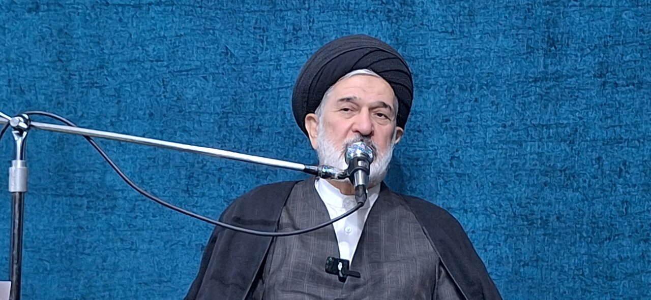 نشست بررسی مسائل حوزه‌ علمیه کهگیلویه و بویراحمد با مشاور رئیس‌جمهور