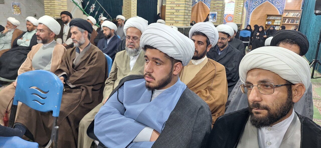 نشست بررسی مسائل حوزه‌ علمیه کهگیلویه و بویراحمد با مشاور رئیس‌جمهور