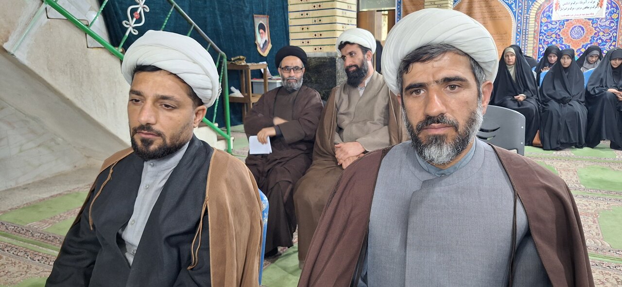 نشست بررسی مسائل حوزه‌ علمیه کهگیلویه و بویراحمد با مشاور رئیس‌جمهور
