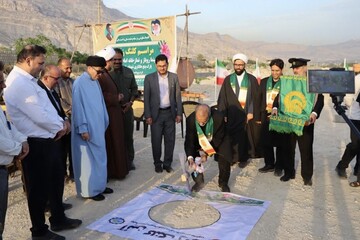 کلنگ‌زنی نمازخانه امام رضا(ع) در بیدخون