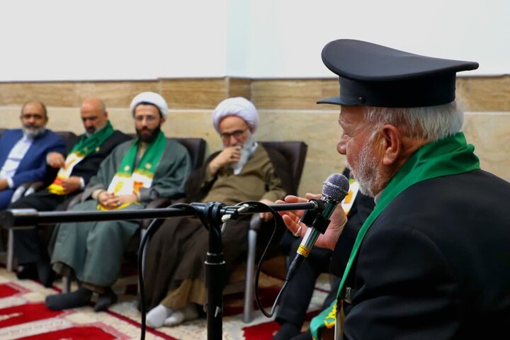 تصاویر/حضور خادمان حرم مطهر رضوی در مدرسه علمیه الغدیر اهواز