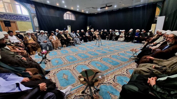 تصاویر/جلسه هم اندیشی با عضو مجلس خبرگان رهبری در خوزستان