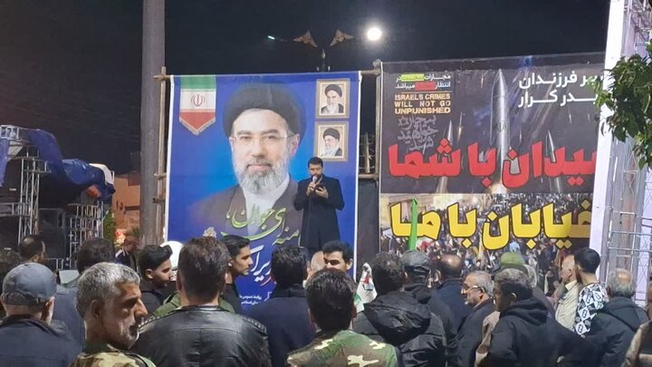 تصاویر/ اجتماع باشکوه مردم سرخ رود