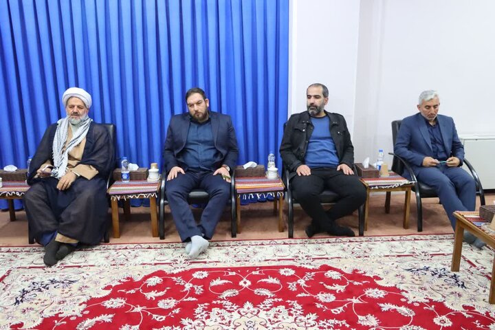 تصاویر/ دیدار اعضای ستاد هماهنگی کانون‌های فرهنگی هنری مساجد استان با نماینده ولی فقیه مازندران