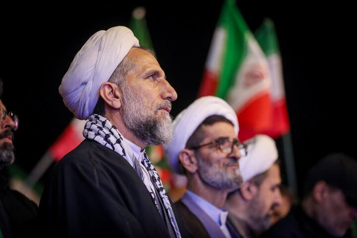 تصاویر / اجتماع مردم استان قزوین در ایستگاه پنجاه وپنجم