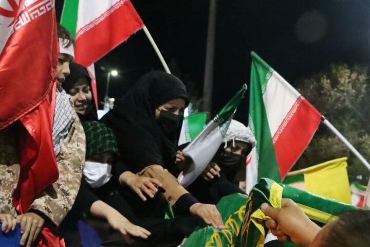تصاویر / اجتماع مردم استان قزوین در ایستگاه پنجاه وپنجم