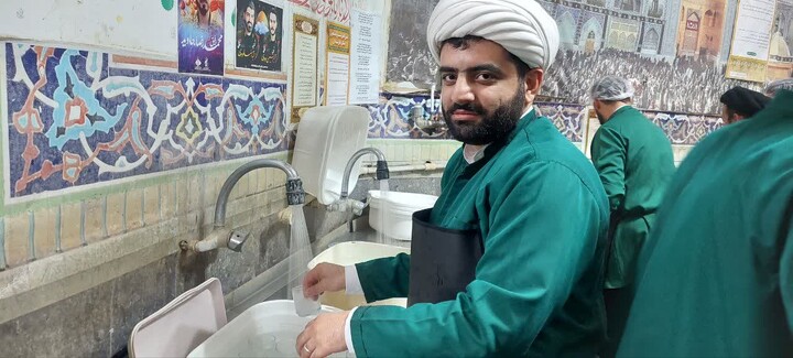 تصاویر / اردوی زیارتی طلاب و اساتید مدرسه علمیه شیخ علیخان زنگنه تویسرکان به مشهد مقدس