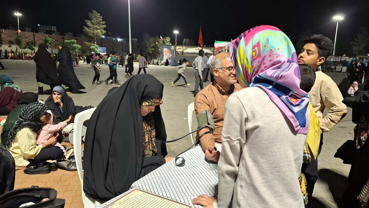تصاویر| پنجاه و پنجمین شب جهاد تبیین در موکب کانون دانش‌آموختگان حضرت نرجس(س) برگزار شد
