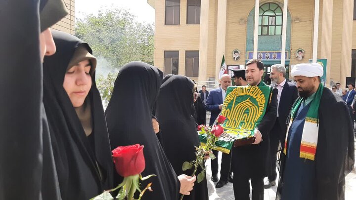 تصاویر/حضور کاروان زیر سایه خورشید در دارالشهدای آران و بیدگل