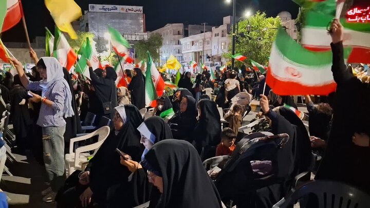 تصاویر/ مردم جم پای کار انقلاب