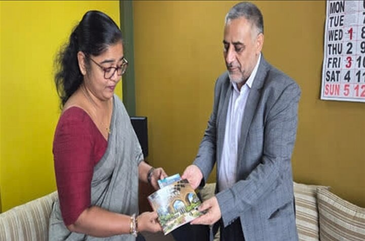 শ্রীলঙ্কার নারীমন্ত্রীর সমবেদনা: মিনাব স্কুল ট্র্যাজেডিতে ইরানের দুঃখে আমরা অংশীদার