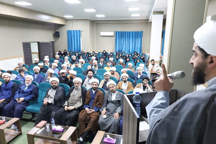 نشست هم اندیشی منتخبین مبلغین شرق مازندران
