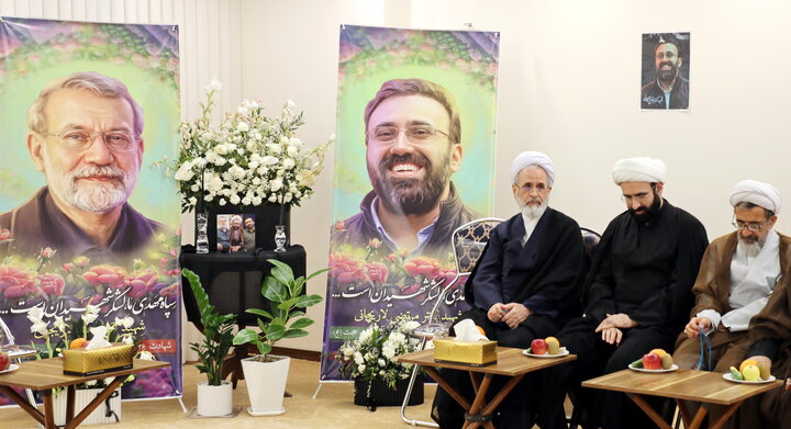 Hommage à la Résistance : L’Ayatollah Arafi rencontre la famille du Martyr Dr. Ali Larijani