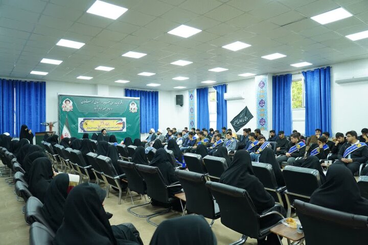تصاویر/دیدار اعضای اتحادیه انجمن‌های اسلامی استان لرستان با نماینده ولی‌فقیه در استان