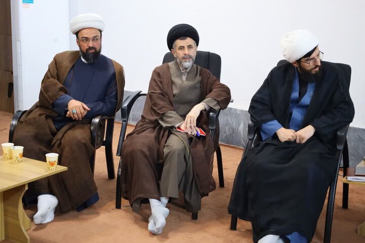 تصاویر/ دیدار مدیران حوزوی با نماینده ولی فقیه در استان