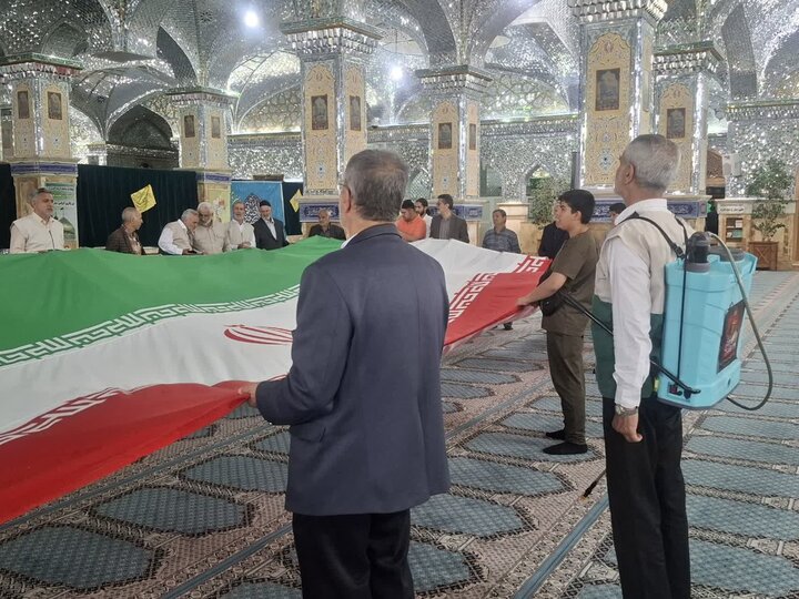 تصاویر/,نهضت پرچم‌دوزی» کاشان از مشهد اردهال به مشهد مقدس