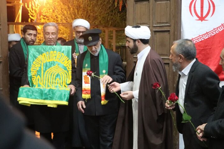 حضور کاروان زیر سایه خورشید در شاهین دژ