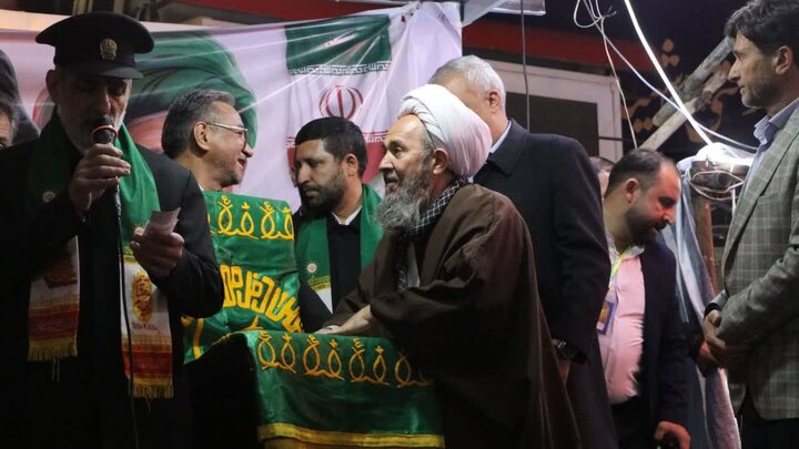 حضور کاروان زیر سایه خورشید در شاهین دژ