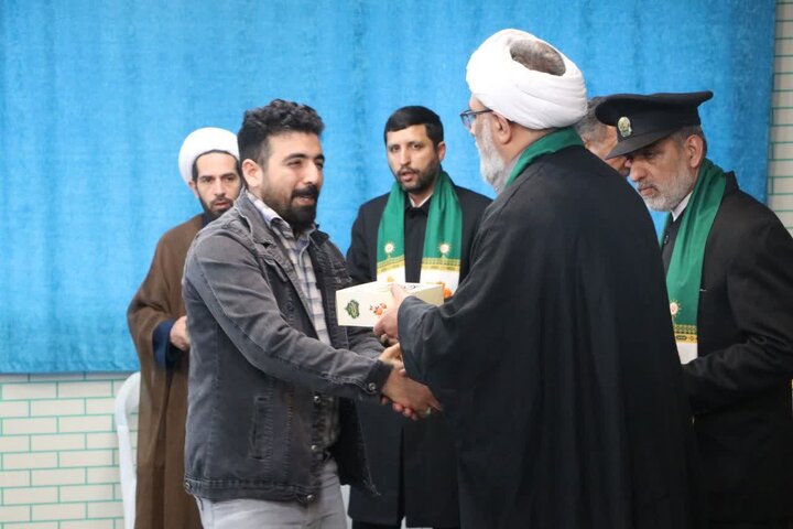 تصاویر/ حضور کاروان زیر سایه خورشید در میاندوآب