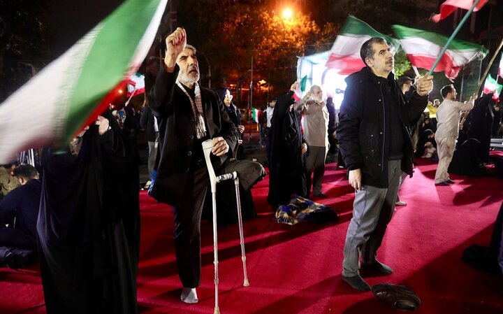تصاویر/ اجتماع اقتدار مقابل دانشگاه تهران