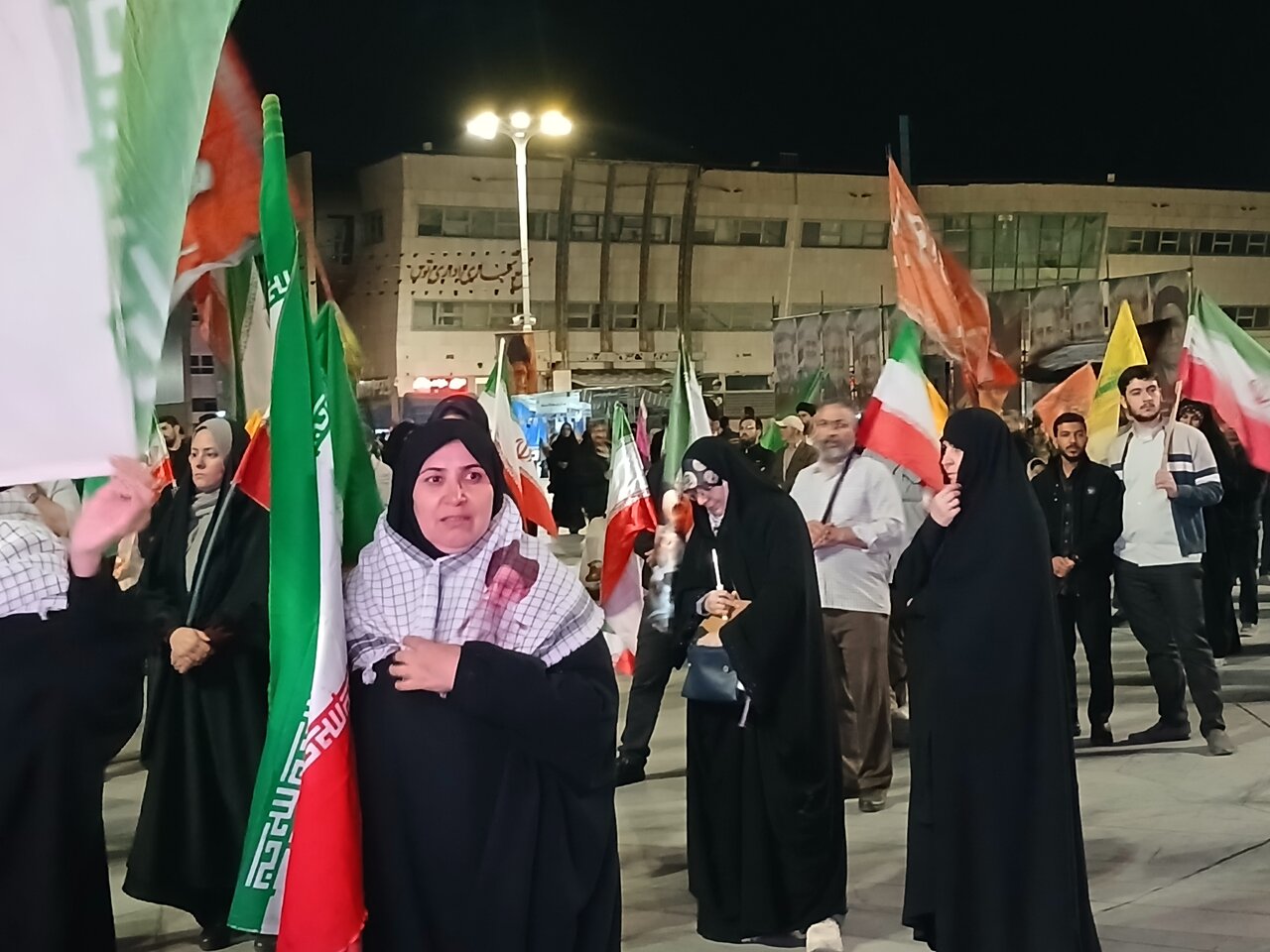 اجتماع مردمی عرصه میدان شهدا مشهد