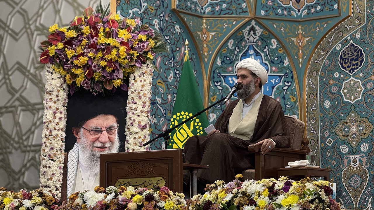 اتحاد زیر پرچم ولایت، تنها راه عبور از فتنه‌هاست